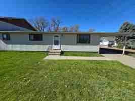 featured image of 515 S 4th St