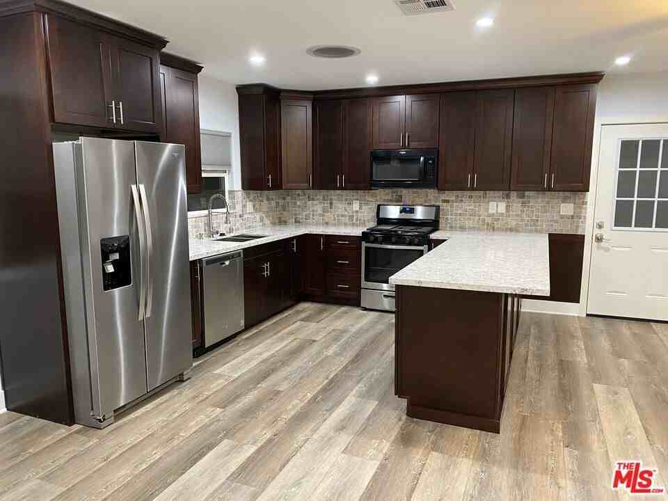 4817 W 133rd St - Photo 2 of 13