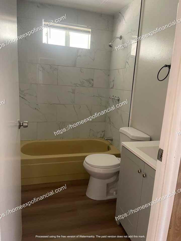 43676 Brendan Ct - Photo 4 of 33