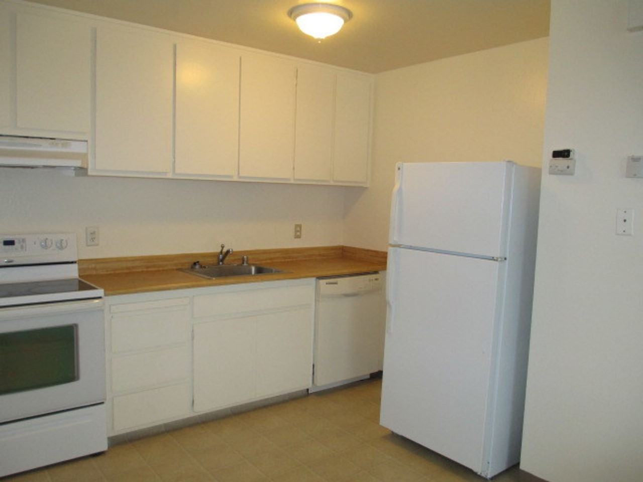 6169 Merrywood Dr - Photo 3 of 7