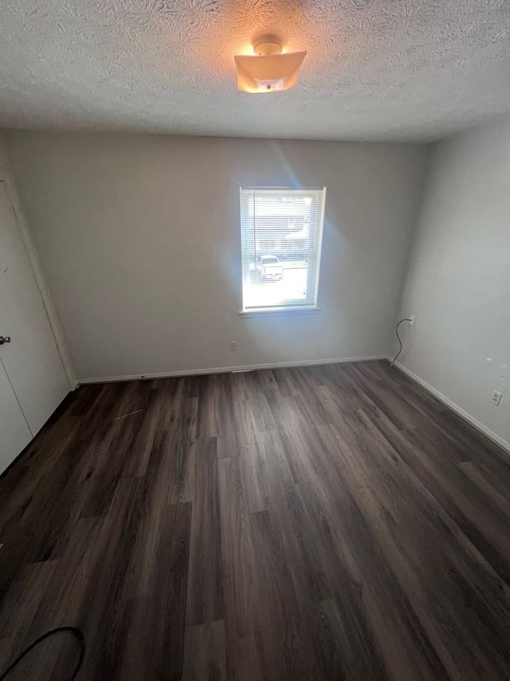 501 N Church St #2 - Photo 7 of 8