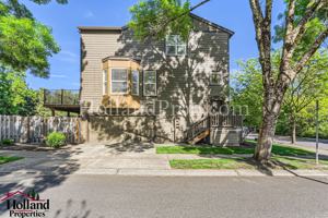 featured image of 222 Ne 76th Ave