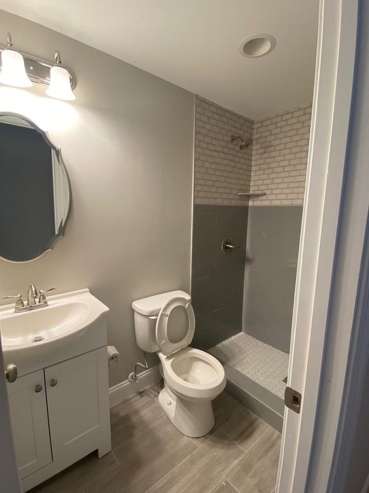 703 Catherine St - Photo 5 of 13