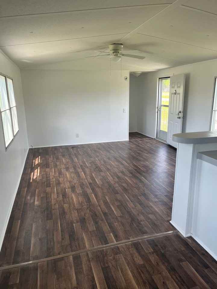 1009 Antioch Rd Ne - Photo 5 of 17