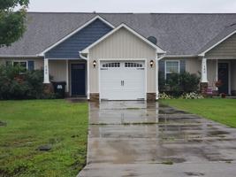 featured image of 182 Pine Hollow Rd