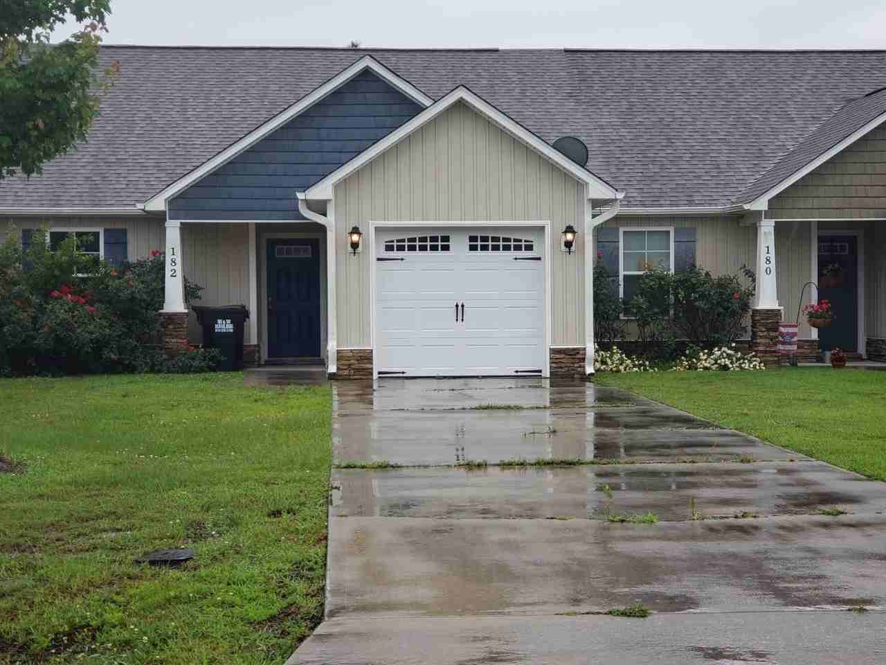 182 Pine Hollow Rd - Photo 2 of 18