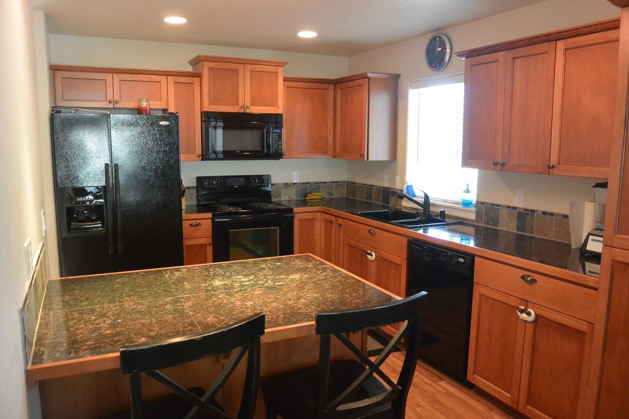 7610 Ne 61st Way - Photo 4 of 14