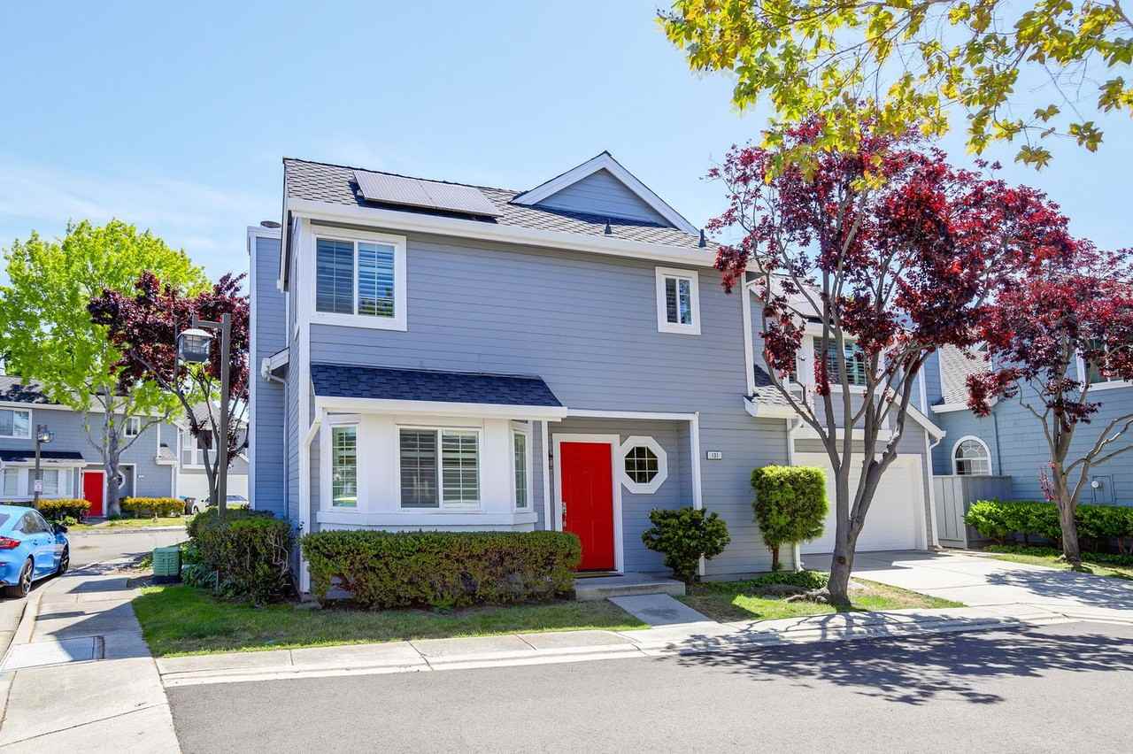 131 Williams Ln - Photo 2 of 48