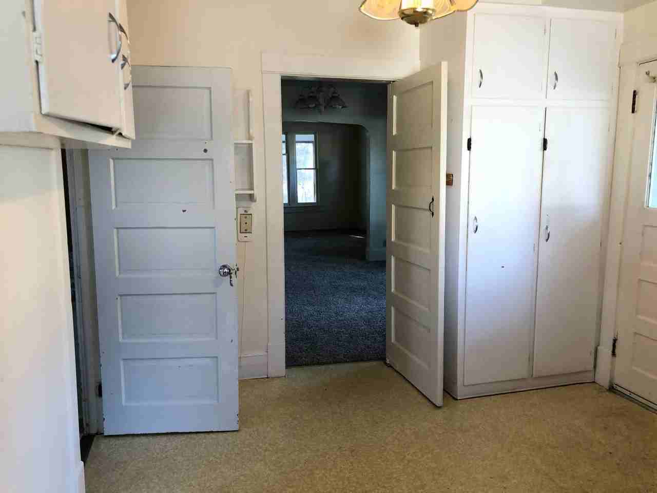 1601 E Pennsylvania Ave - Photo 3 of 24