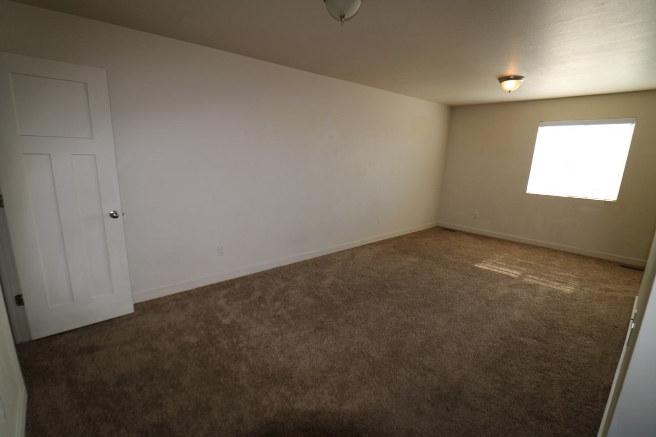 209 N 680 E - Photo 5 of 15