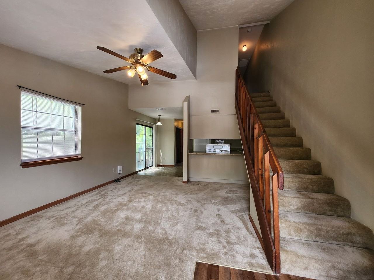 346 Hayden Rd - Photo 2 of 24