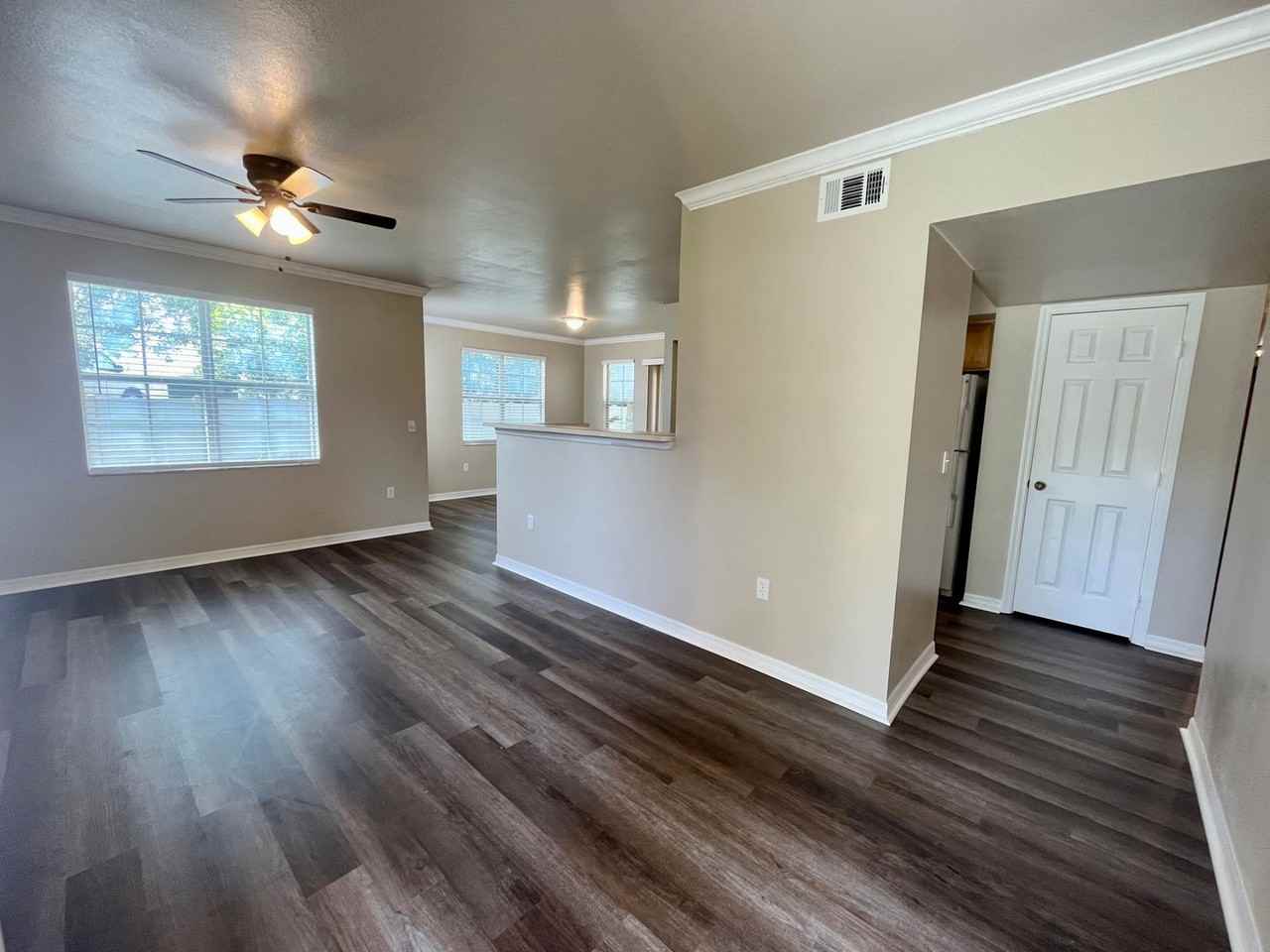 1155 Villagio Cir #105 - Photo 5 of 22