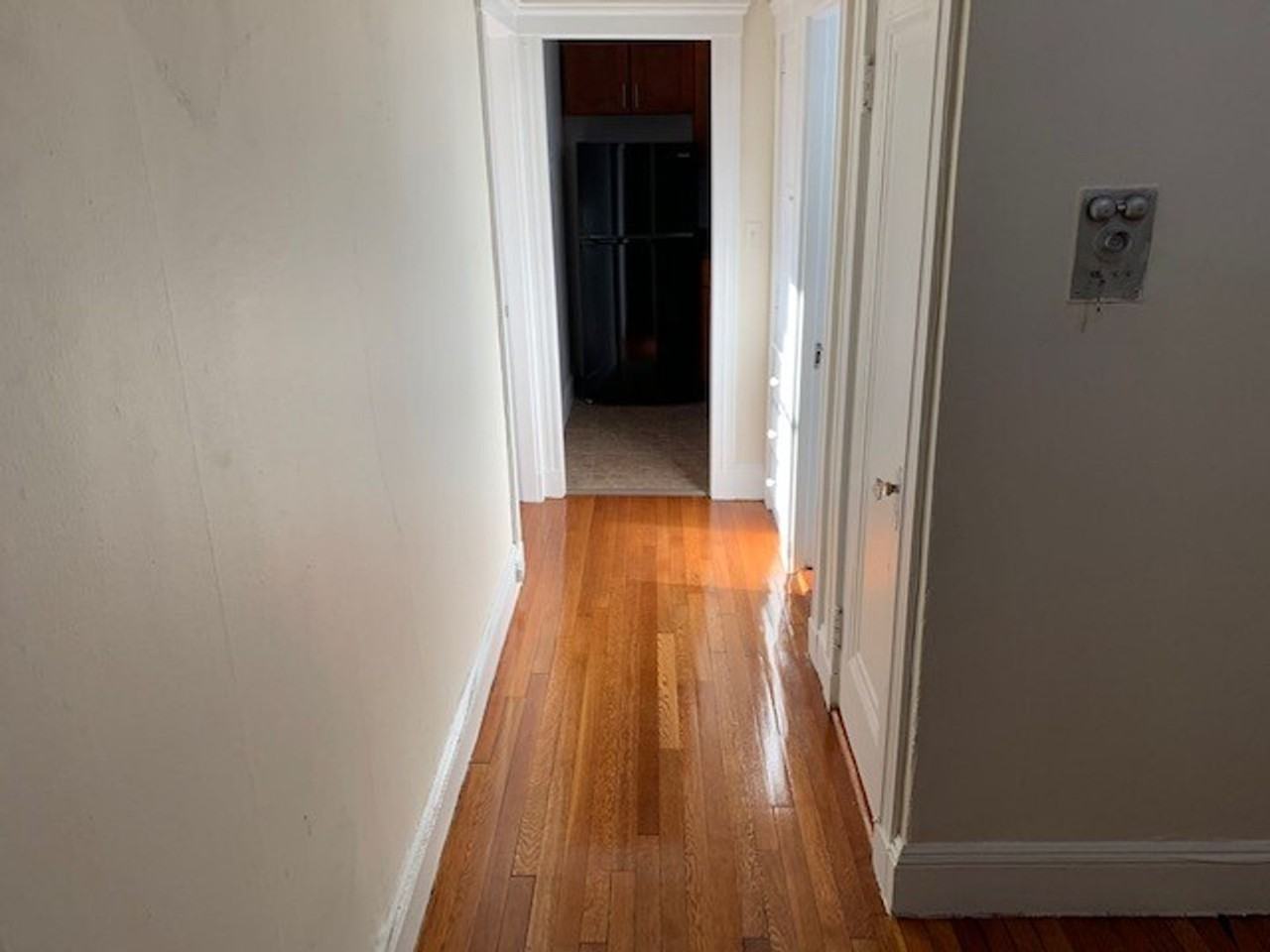114 Washington St - Photo 3 of 12
