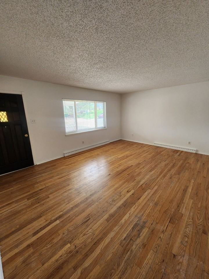 12347 W Arizona Ave - Photo 6 of 32