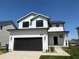 featured image of 1526 S Kings Grove Ave