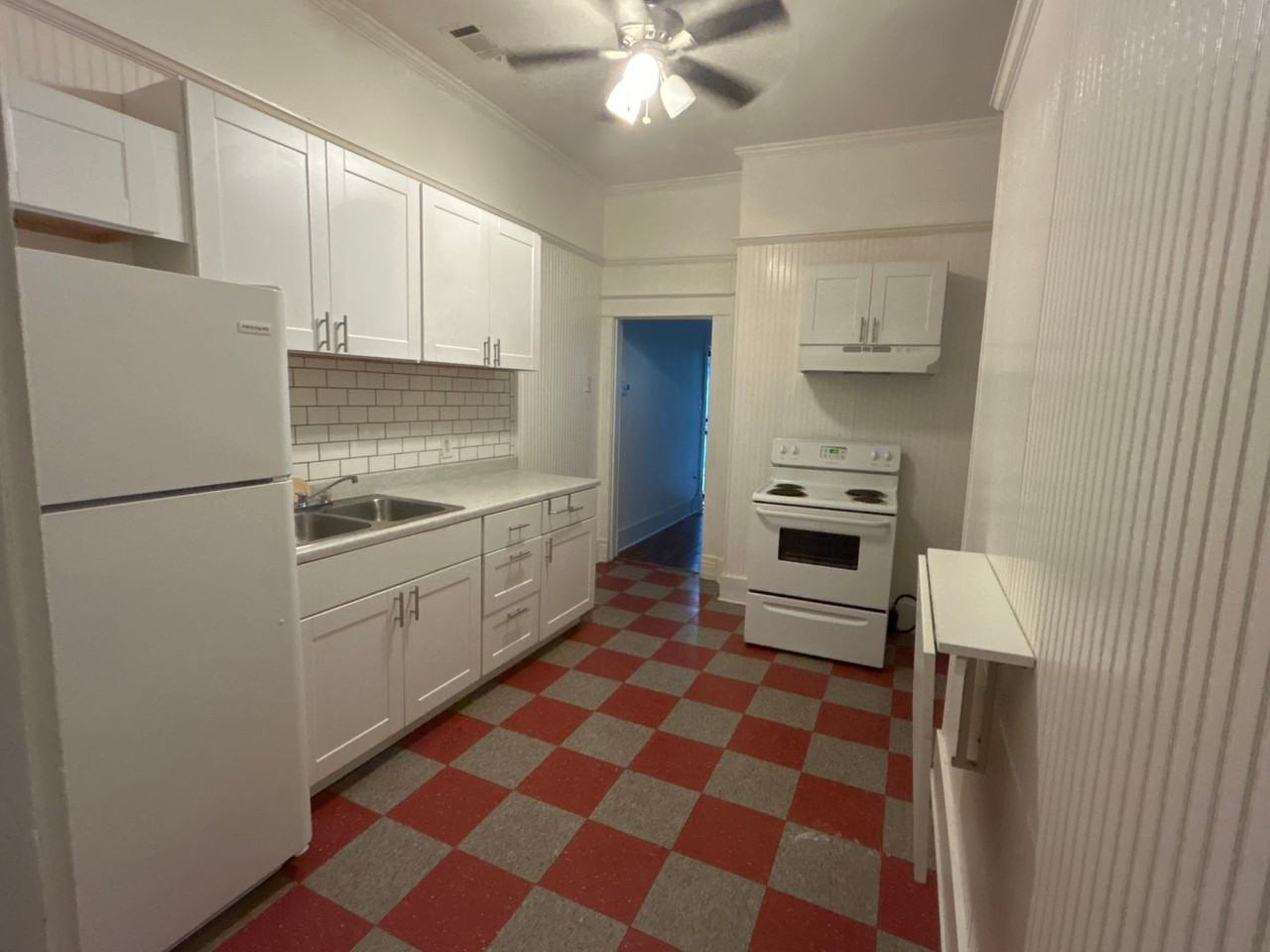 2088 Elzey Ave - Photo 2 of 9
