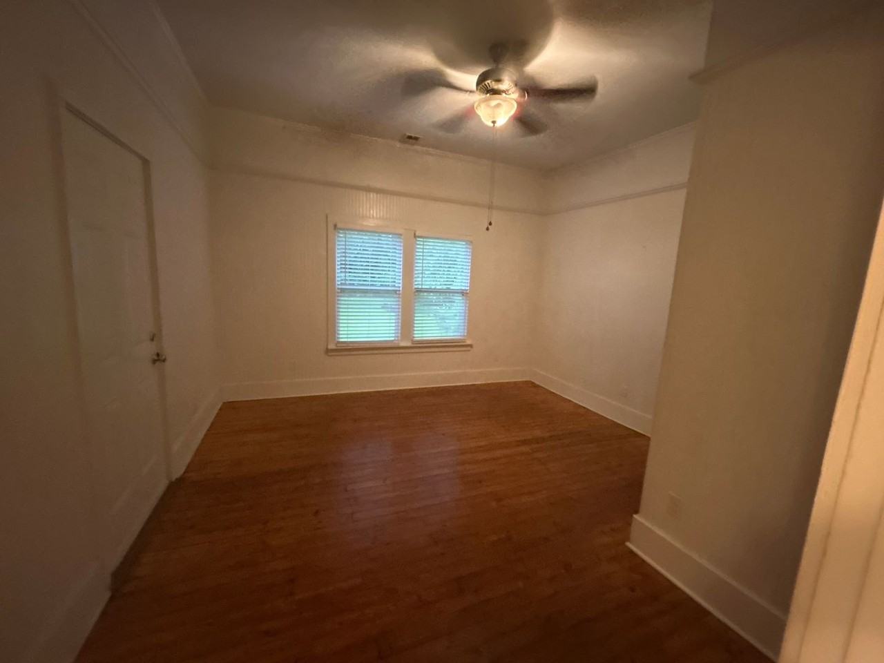 2088 Elzey Ave - Photo 5 of 9