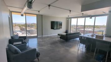 featured image of 207 W Clarendon Ave
