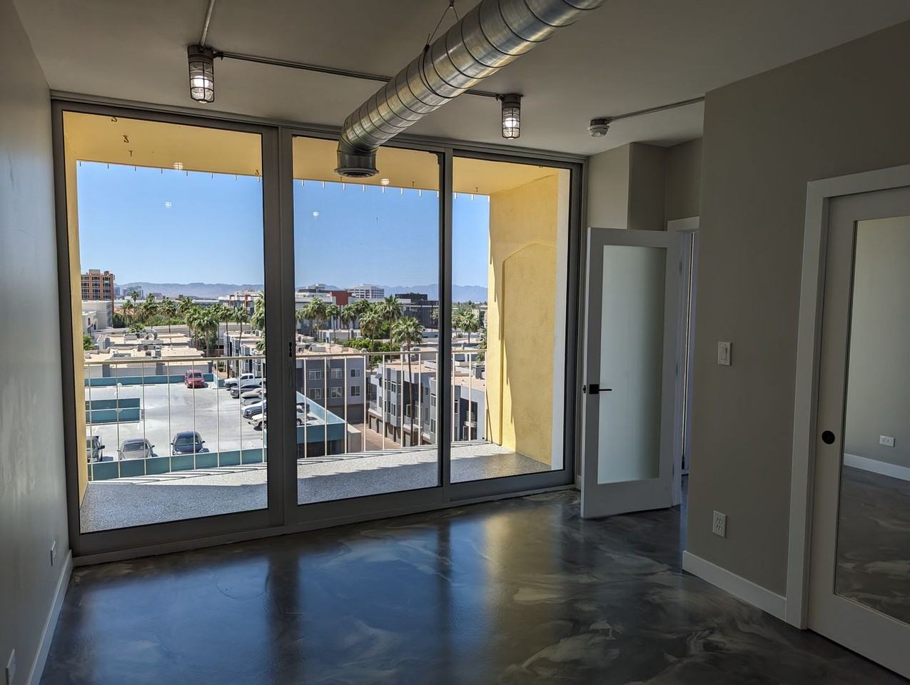 207 W Clarendon Ave - Photo 5 of 18