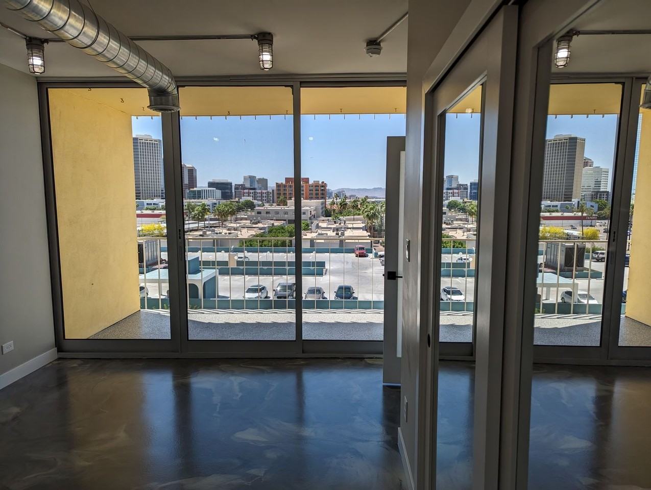 207 W Clarendon Ave - Photo 6 of 18