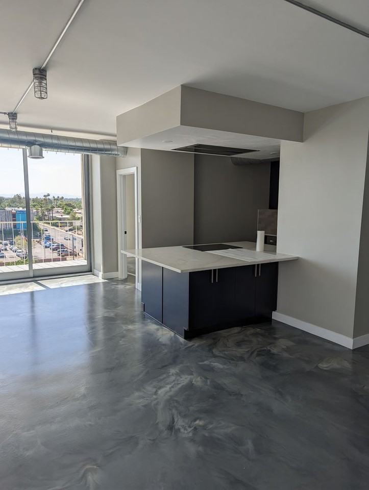 207 W Clarendon Ave - Photo 7 of 18