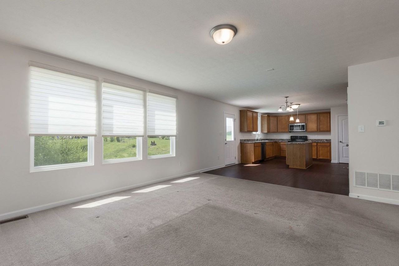 12064 Parkview Trace Dr - Photo 7 of 40