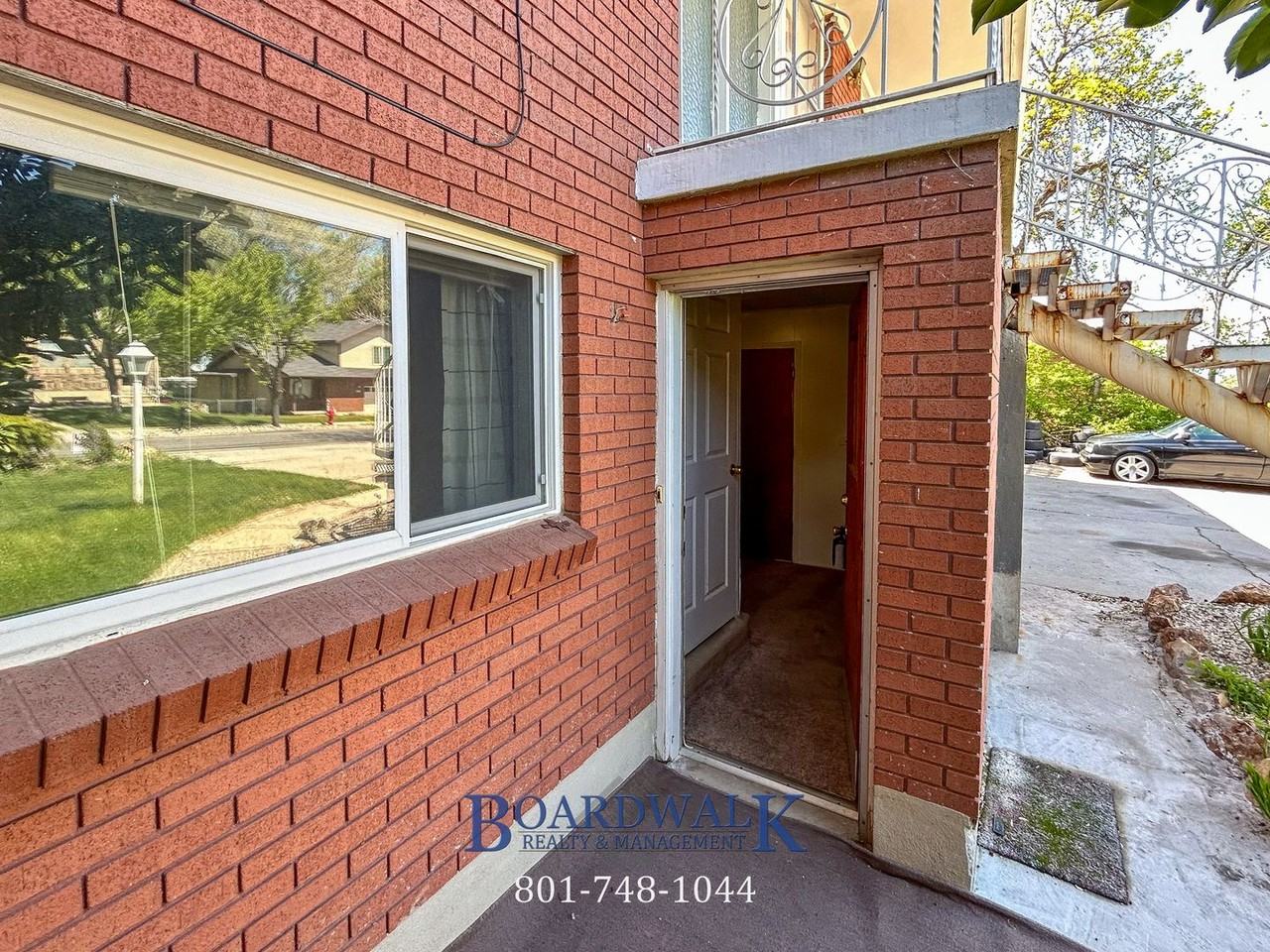 1528 E 8640 S - Photo 4 of 18
