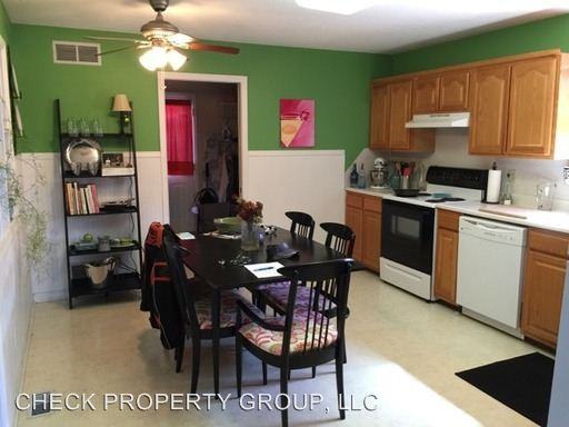 1219 Evergreen Way - Photo 3 of 34