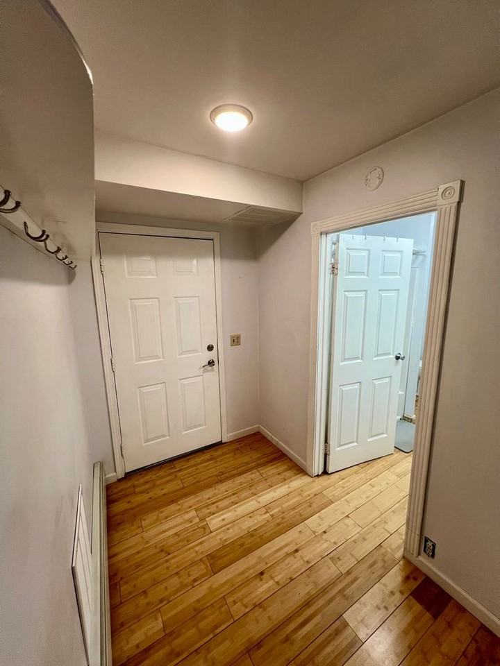 1894 Perkins Dr - Photo 2 of 46