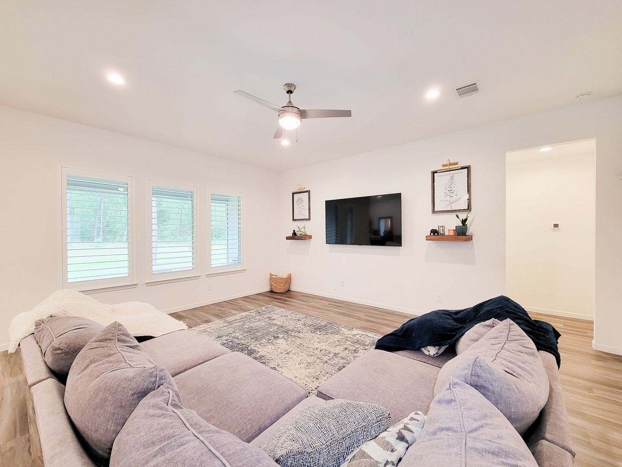129 Jim Hall Ln - Photo 7 of 38