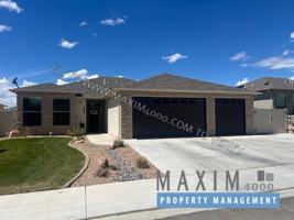 featured image of 685 Arran Way
