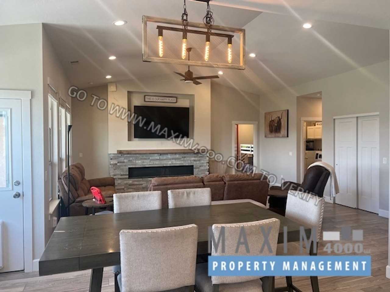 685 Arran Way - Photo 4 of 25
