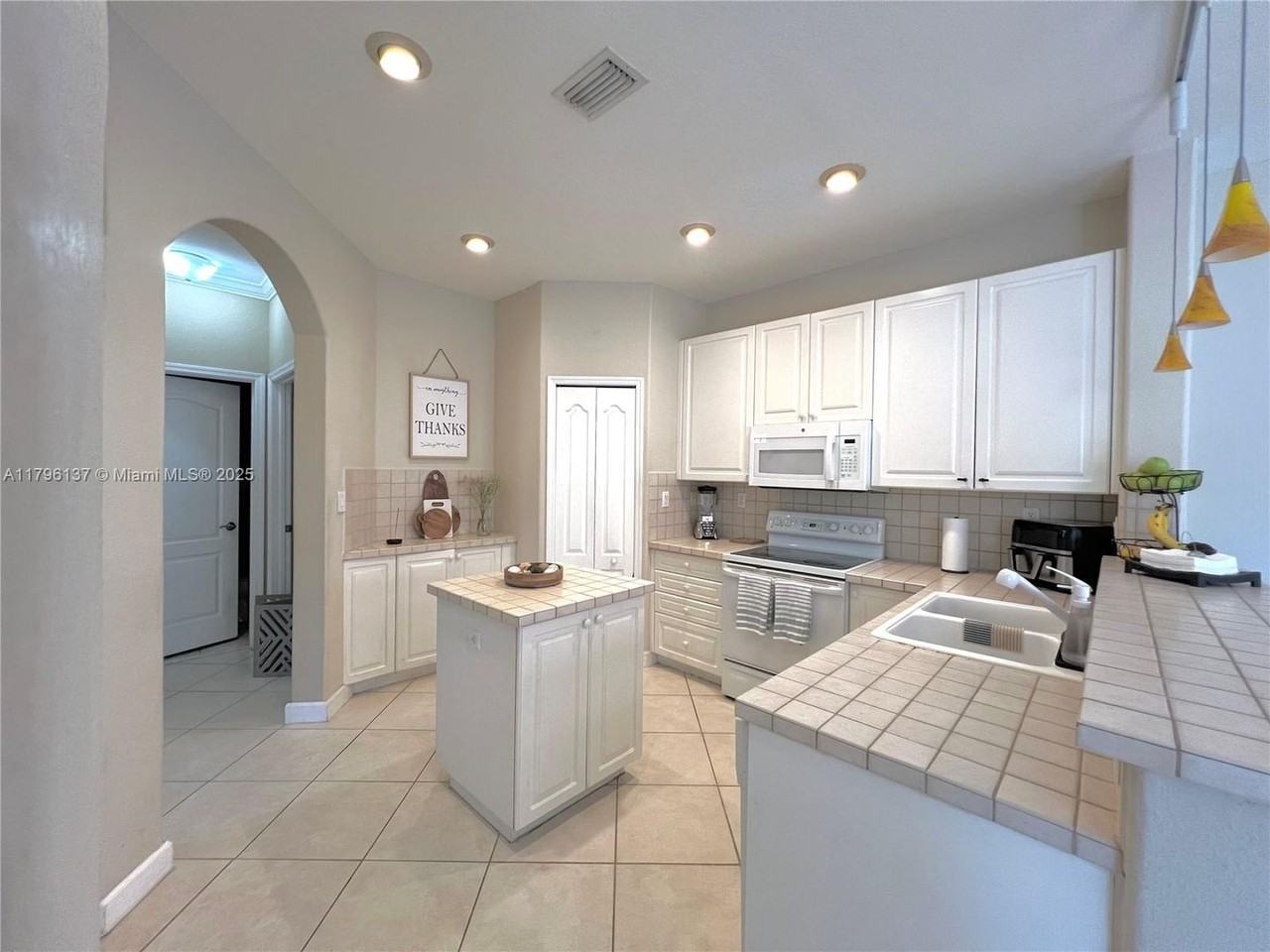 5486 Nw 112th Path - Photo 3 of 23