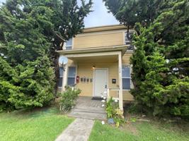 featured image of 334 W Del Norte St