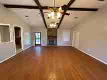 105 Kingston Dr - Photo 1 of 1