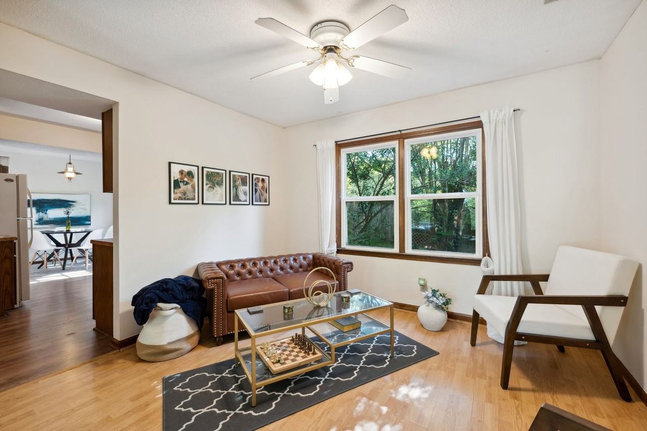 2 Misty Creek Ct - Photo 5 of 24