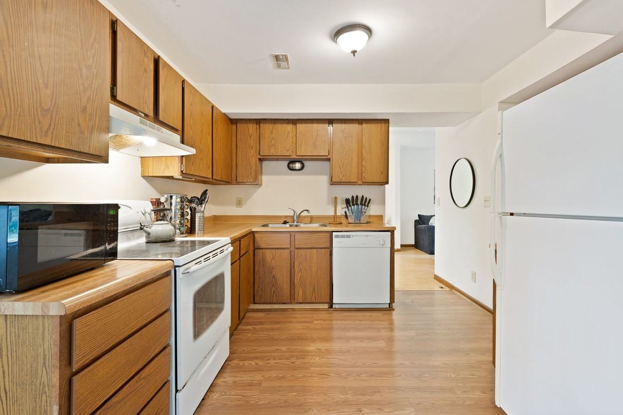 2 Misty Creek Ct - Photo 6 of 24