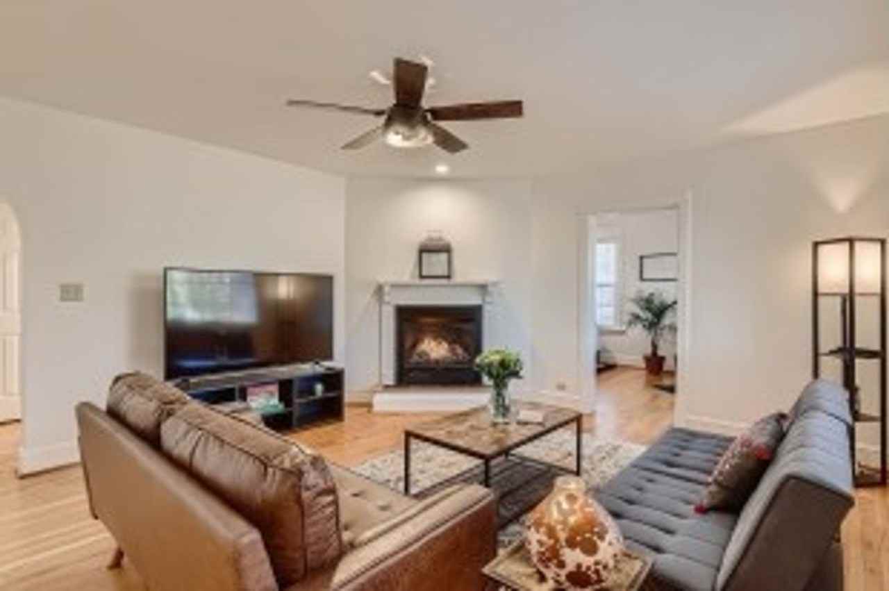 1716 Chester Springs Rd - Photo 3 of 25