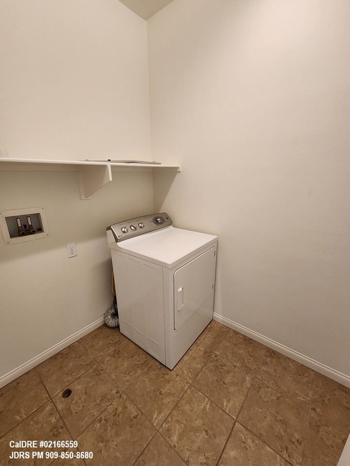 902 N Botanica Ln #D - Photo 7 of 16