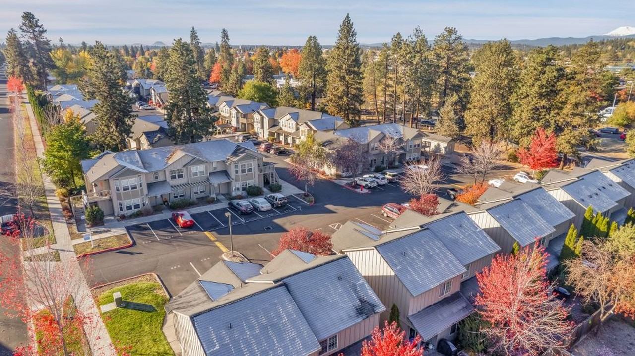 Highly sought after 1,2,3 - Photo 4 of 6