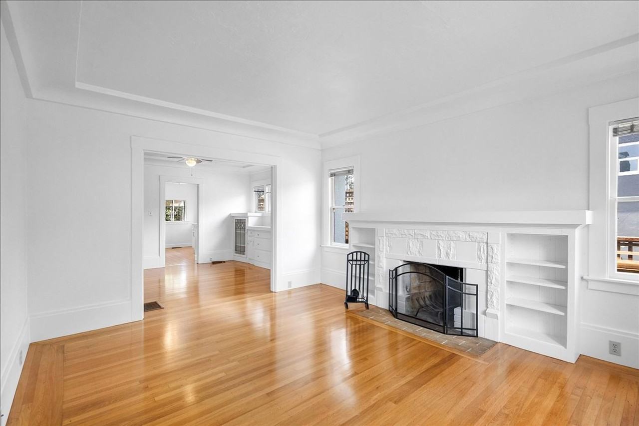 3114 Madison St - Photo 3 of 19