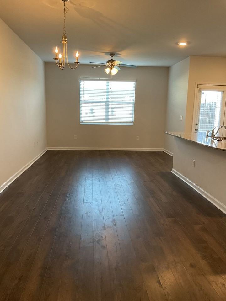 4317 Newland St - Photo 3 of 37