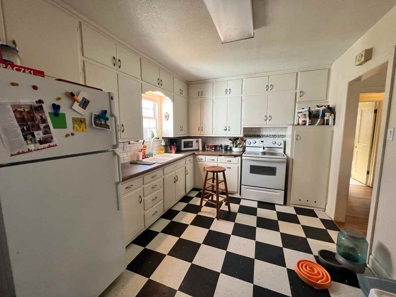 405 N Duncan St - Photo 4 of 11