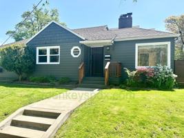 featured image of 7212 Ne Tillamook St