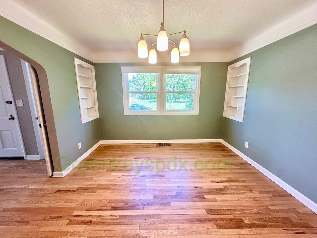 7212 Ne Tillamook St - Photo 4 of 39