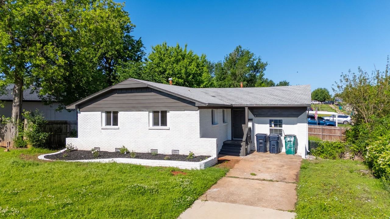 2613 N Rhode Island Ave - Photo 4 of 19