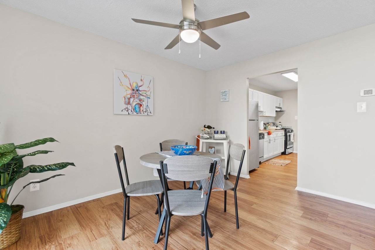 Westchester Tower Apartments - Photo 7 of 36