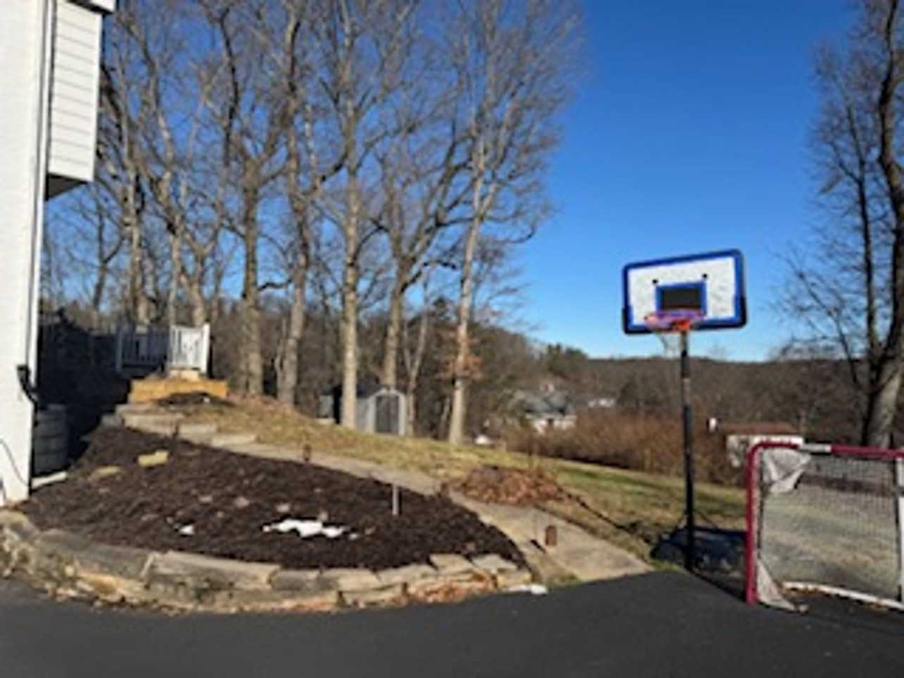 5 Worthington Rd - Photo 3 of 13