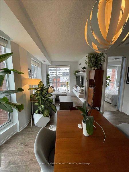 18 Beverley Street #611 - Photo 3 of 11