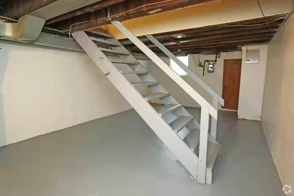 14031 Riverview St - Photo 6 of 7